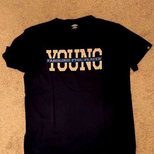 Pack of 6 t-shirts like new, 5 short sleeve and 1 long sleeve, Large/XL
