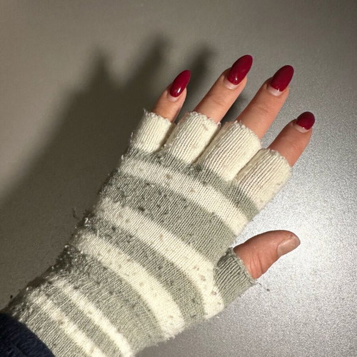 Winter half gloves used, white and gray