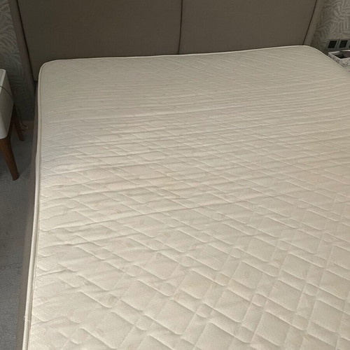 Bed mattress like new dimensions 200x170x17