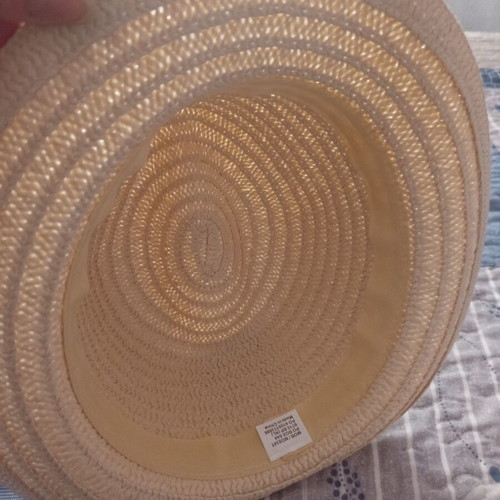Straw summer hats set small size beige like new
