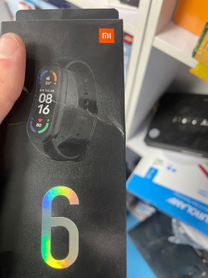 Xiaomi Mi Smart Band 6 waterproof sealed with heart rate monitor black