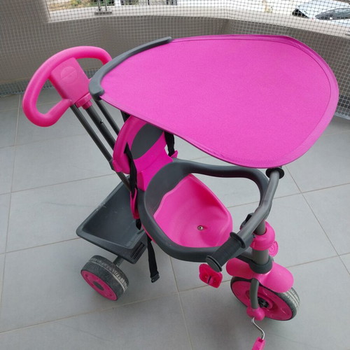 Tricycle with sunshade used for children 18-36 months