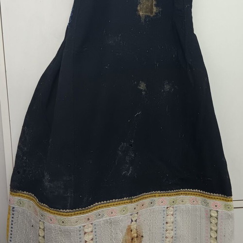Traditional collectible wool dress No 114 used