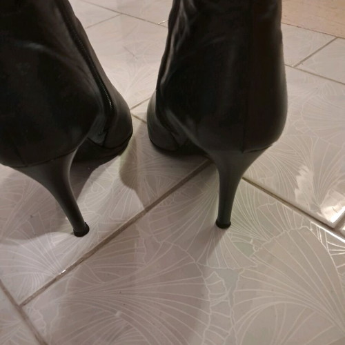 Tsouderos leather ankle boots like new, size 39, 10 cm heel