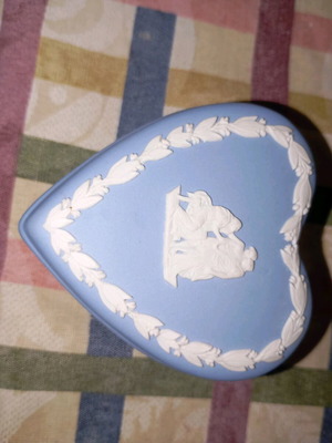 Κουτί για κοσμήματα καρδιά Jasperware νέο από Wedgwood