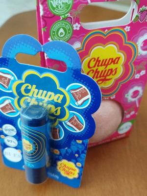 Chupa Chups gift set with strawberry bath salts and cola lip balm new