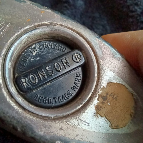 Ronson Varaflame vintage table lighter used, 1960s boat shape