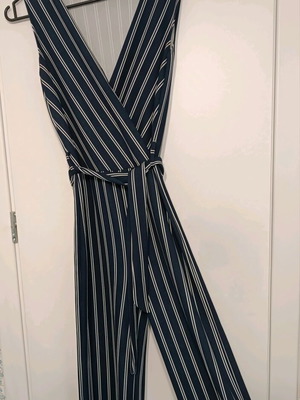 One-piece jumpsuit blue white medium like new with belt