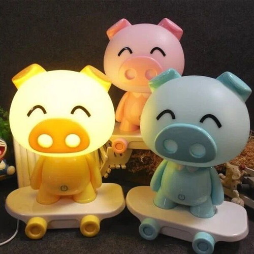 Pig Lamp with Skateboard like new