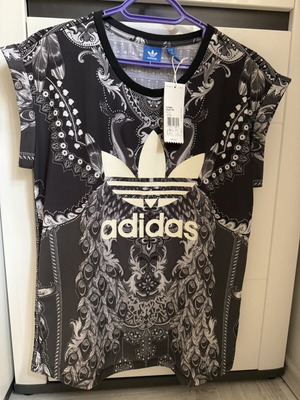 Adidas μπλούζα νέα, μέγεθος L, μαύρο και λευκό