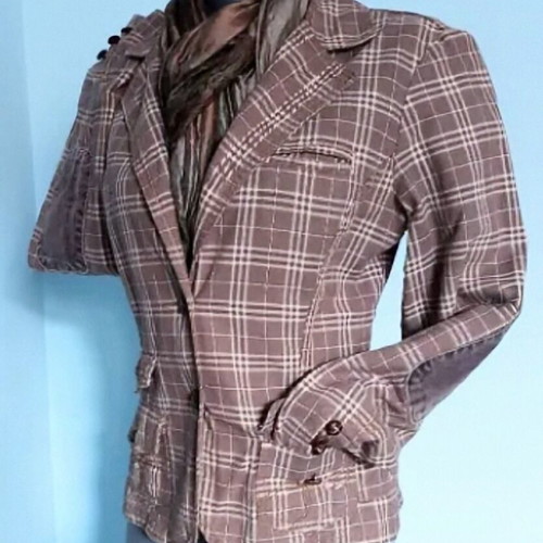 Only women's denim jacket like new, plaid, sizes S/M