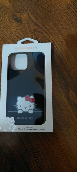 Νέα θήκη Hello Kitty για iPhone