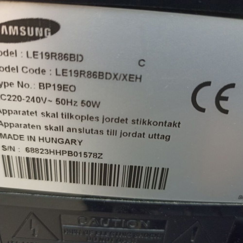 Samsung TV used, model LE 19R86BD with Power Plus remote