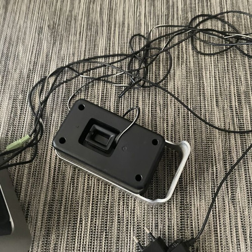Logitech floor speakers like new, ideal for gaming