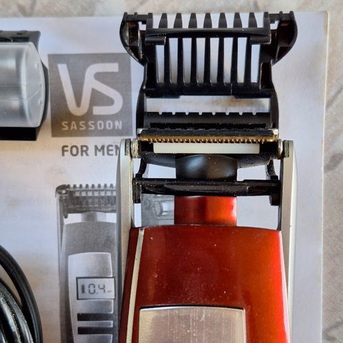 VS Sassoon i-Trim Precise+ Stubble Trimmer with New Foil Shaver Head
