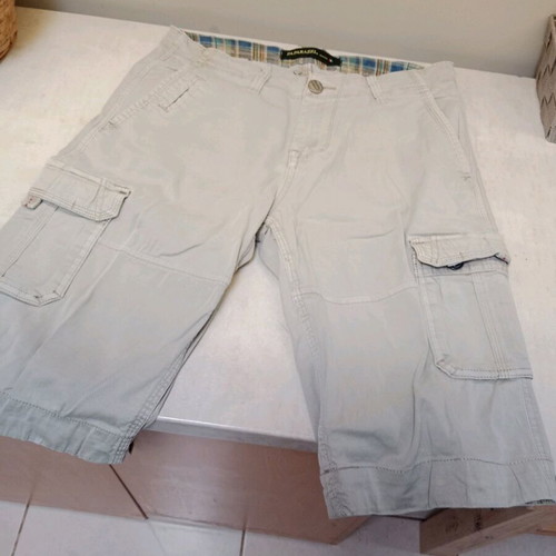 Men's bermuda shorts used slim beige, size S-M
