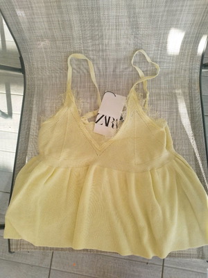 Zara knitted crop top καινούργιο, μέγεθος large, κίτρινο καλοκαιρινό