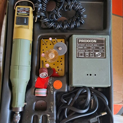 Dremel used with extra accessories