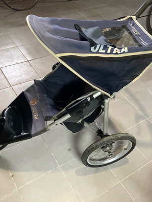 Καρότσι Instep 3κυκλο αλουμινένιο μεταχειρισμένο για τρέξιμο