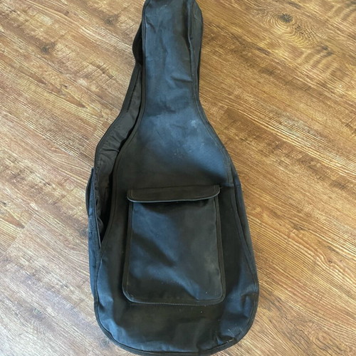 Guitar case like new