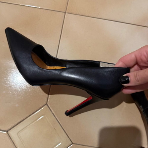 Mark Milan 39 leather pumps like new black
