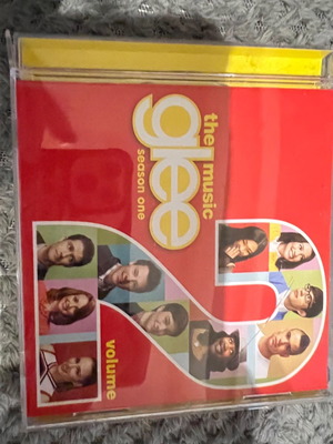 Glee Season 1 Volume 2 CD used, excellent condition