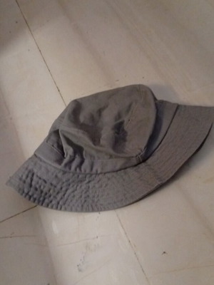 Bucket hat like new, size 58, gray
