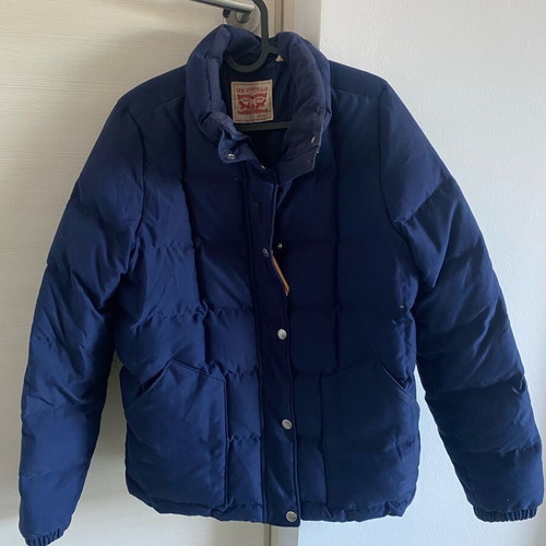Levi's vintage warm down jacket size M like new, blue