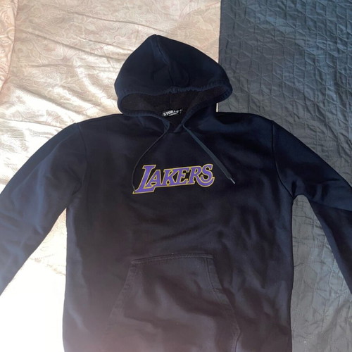 Lakers hoodie medium, in excellent 9.5/10 condition