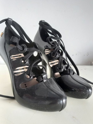 Melissa & Vivienne Westwood Heels Size 37 Black New