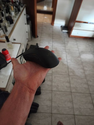 Razer Kraken X Lite headphones, DeathAdder V2 mouse, Erebus keyboard, i-jmb mousepad set