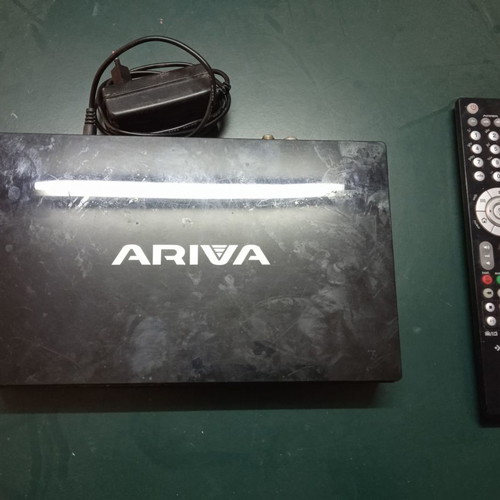 Digea 4 TV decoder used with remote and internet
