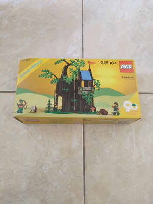 LEGO Castle GWP Forest Hideout 40567