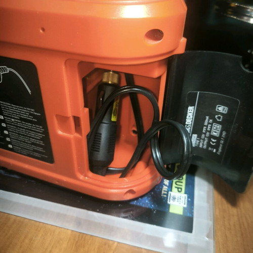 Black & Decker 12V 8AMP Battery Booster BDV040 like new