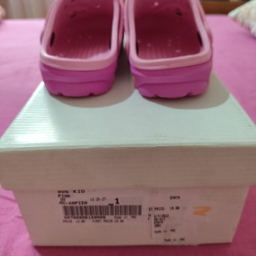Hello Kitty kids' crocs clogs, pink, size 28