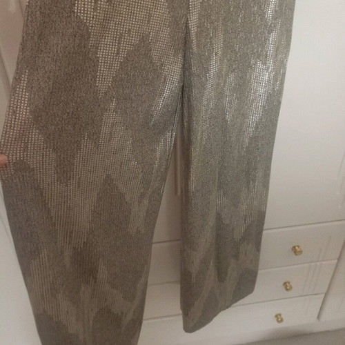 Lynne gold one-piece jumpsuit size 40 like new