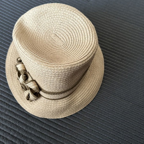 Summer hat Relativity beige, like new, size 57