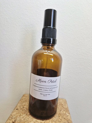 Moon Petal Handmade Fabric & Room Mist 100ml new