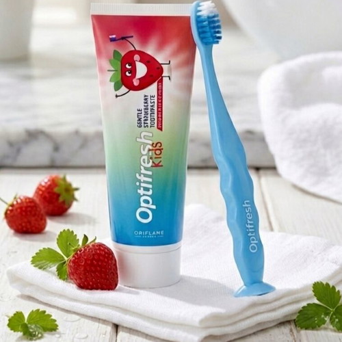 Oriflame Optifresh Kids toothpaste and toothbrush set