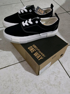 D.Franklin Women's Sneakers One Way Sk Classic Black New