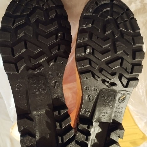 Yellow S5 Work Boots New with Toe Protection