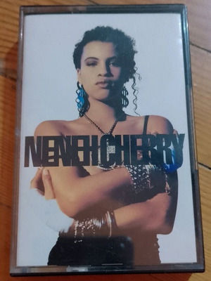 Neneh Cherry Raw Like Sushi cassette used