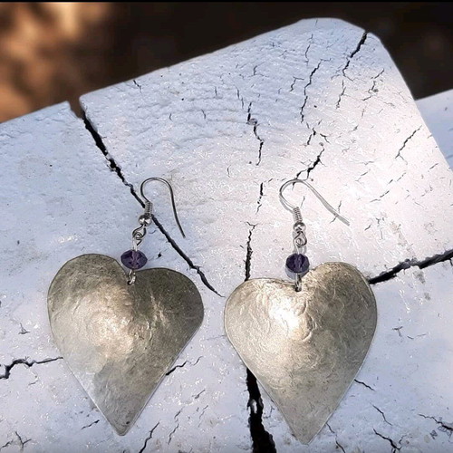 Heart dangle earrings new made of alpaca