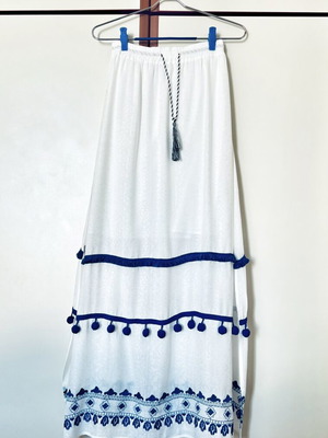 BSB Maxi Skirt like new with blue details