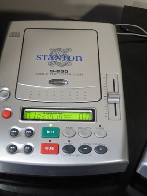 Stanton S-250 επαγγελματικά DJ CD players, ζευγάρι