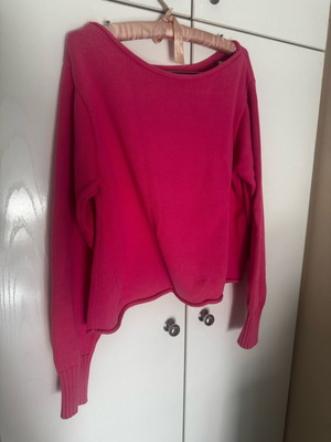 Bershka pink sweatshirt small like new