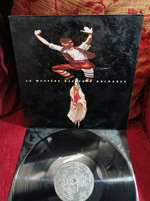 Le Mystere Des Voix Bulgares record like new, folk