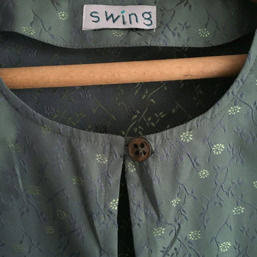 Swing bolero like new, size XXXL 46, green floral design