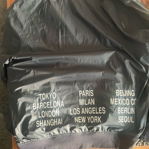 Nike jacket black L like new