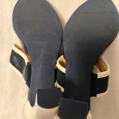 Benetton leather heels navy and white, as-new, size 37